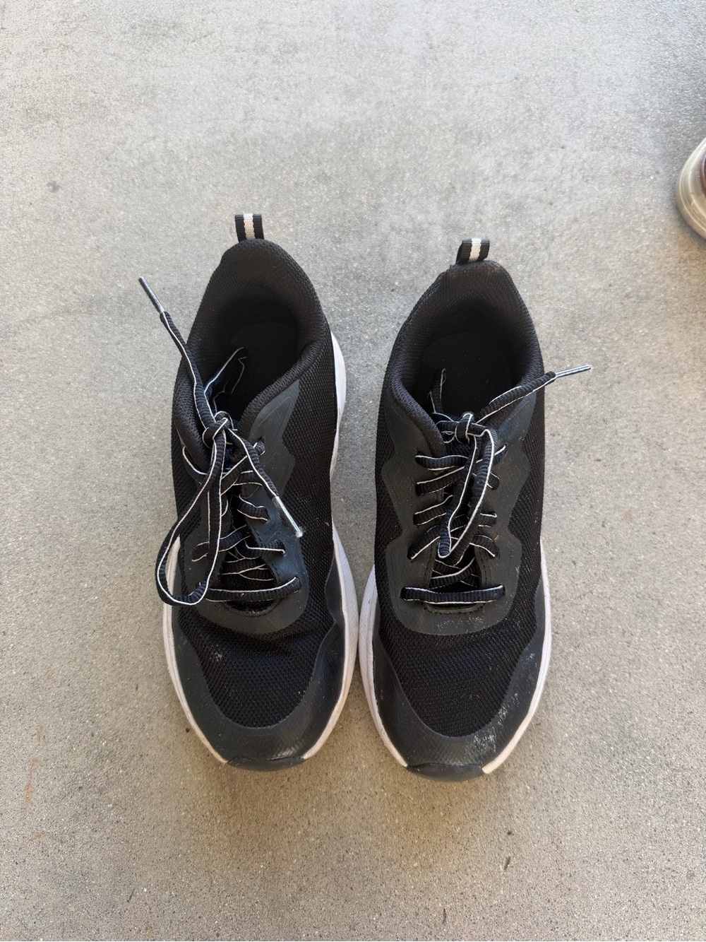 Men's Black Athletic Sneakers - Lightweight Performance
